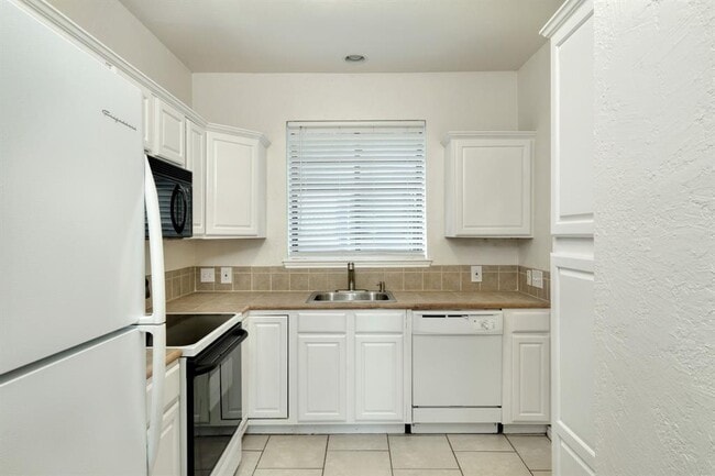 Building Photo - 1741 Spyglass Dr