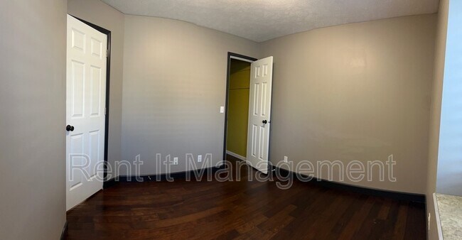 Building Photo - 3012 N. 155th. Ave.