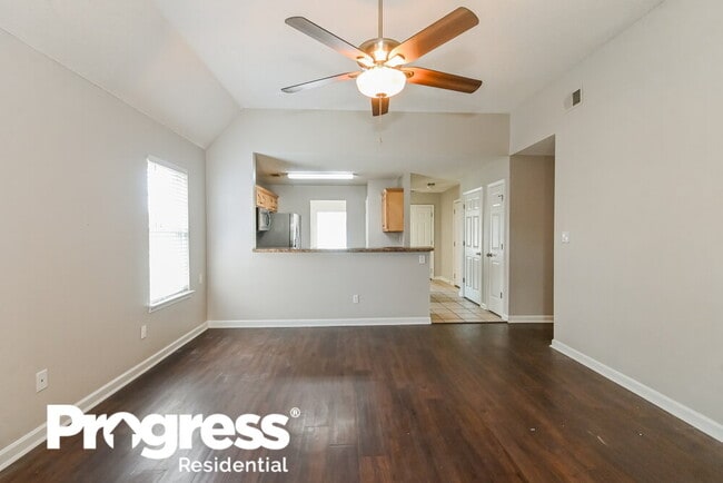 Building Photo - 9882 Wynngate Dr