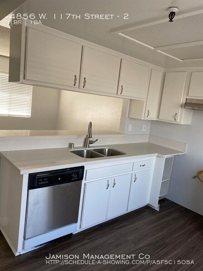 Building Photo - 4856 W 117th St