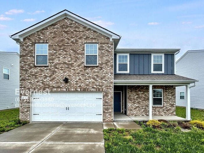 Building Photo - Spacious and Beautiful 5-Bedroom Home / Av...
