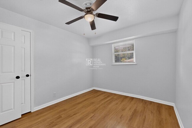 Building Photo - 1809 W Sanford St