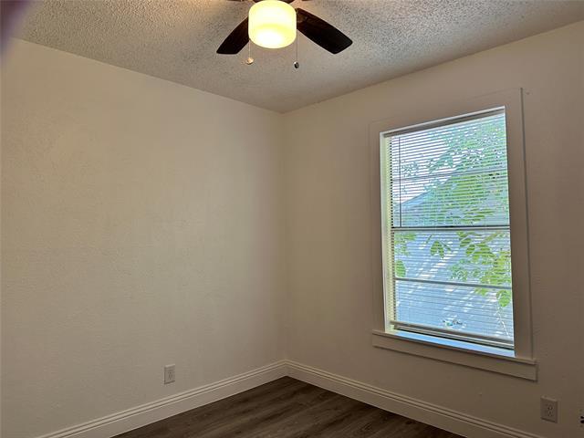 Building Photo - 3211 Poplar St