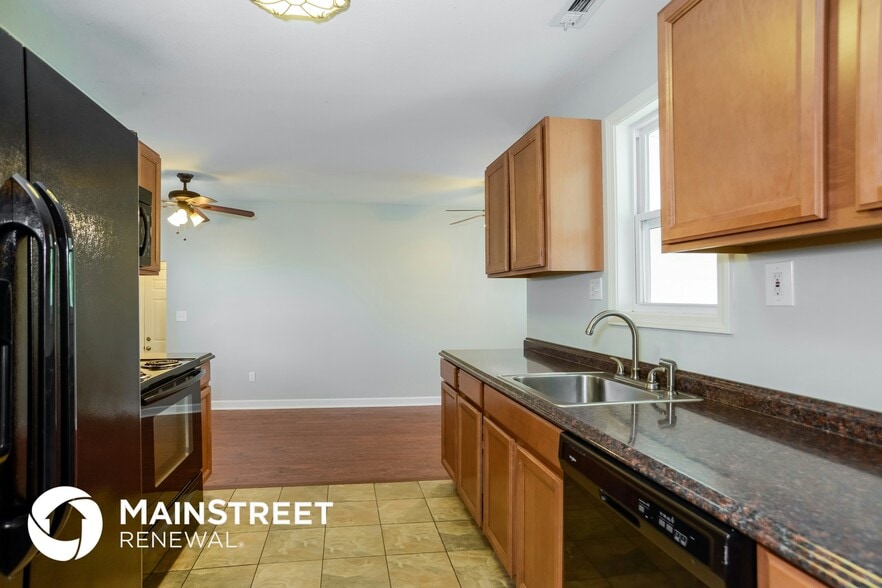 Building Photo - 8524 W 86th St