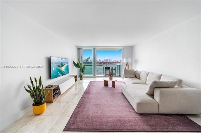 Building Photo - Mirador 1000 Condo