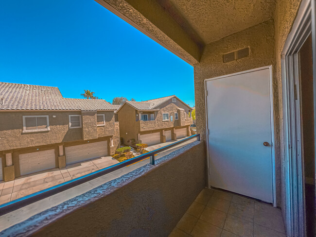 Building Photo - 2053 Quarry Ridge St