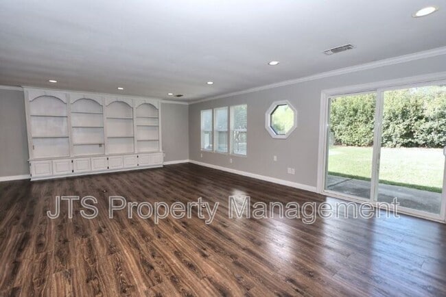 Building Photo - 9221 Rock Canyon Way