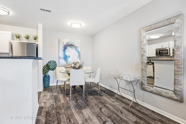 Building Photo - 431 Chopin Ct