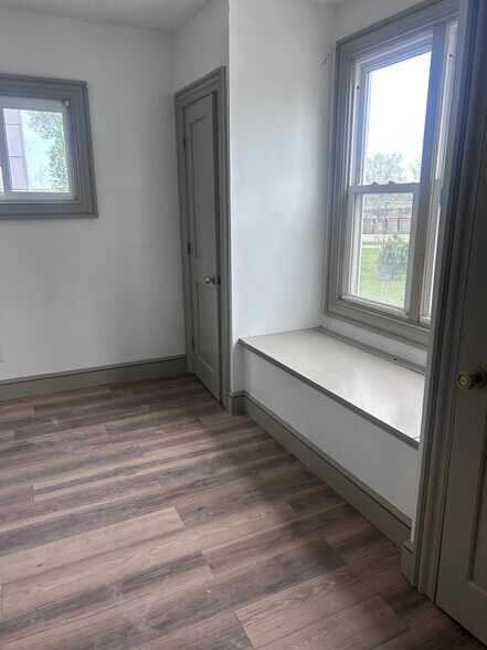 Building Photo - 6010 Bower Ave