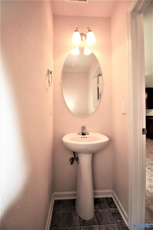 Building Photo - 269 Bermuda Lakes Dr