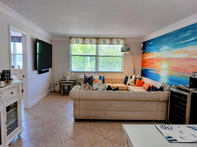 Building Photo - 2000 S Ocean Blvd