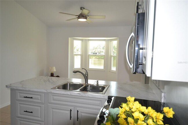 Building Photo - 4020 Casa Del Sol Way