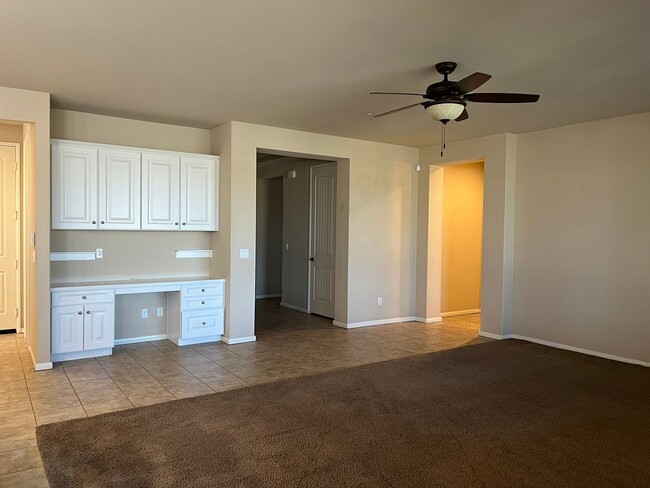 Building Photo - 3 bedroom 2 bathroom Home available in 55+...