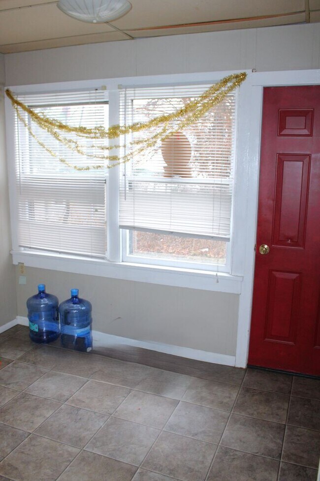 Building Photo - 967-971 Ch ADV RESIDENTIAL