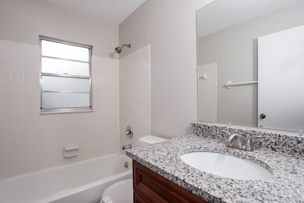 Building Photo - 1012 Cameo Crest Ln