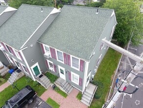 Building Photo - 2-Bedroom at 72 Chesnut St., Norwalk, CT