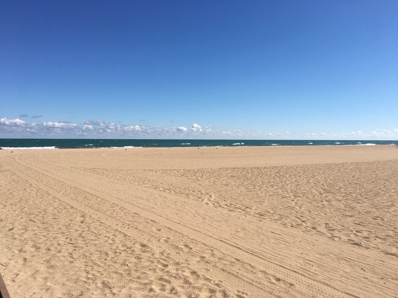 Beach - 5757 N Sheridan Rd
