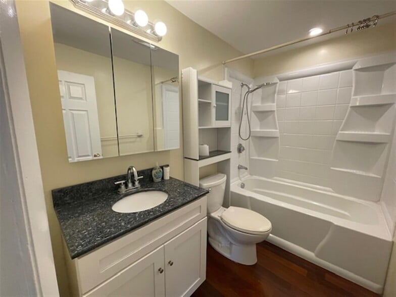 Building Photo - 251 Central Ave