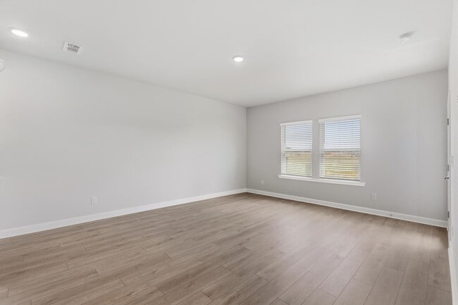 Building Photo - 730 Ebb Tide Rd