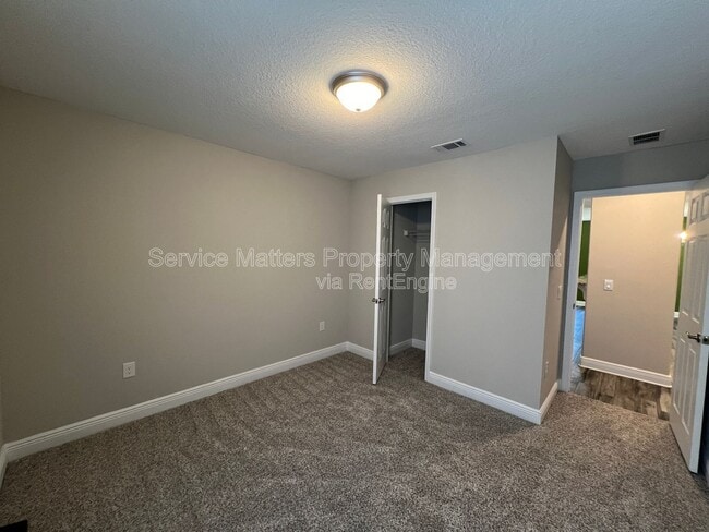 Building Photo - 2965 N 14th Ave