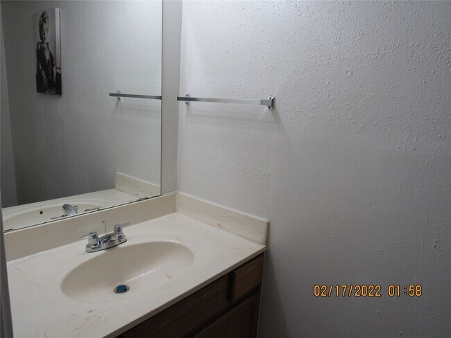 Building Photo - 15543 Weldon Dr