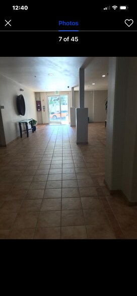 Building Photo - 10790 Rose Ave