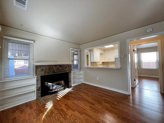 Building Photo - Absolutely Adorable One Bedroom Home Near Downtown Napa