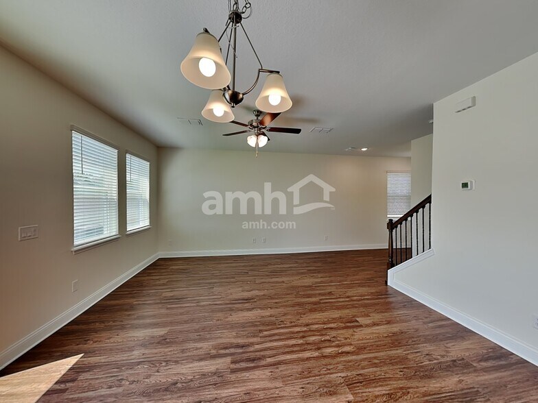 Building Photo - 6065 Little Blf Cir