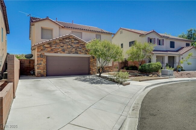 Building Photo - 5033 Apache Valley Ave
