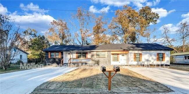 Primary Photo - 317 Preston St