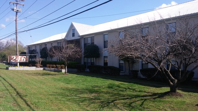 Building Photo - 246 White Bridge Pike