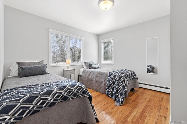 Building Photo - 131 Lewis Rd