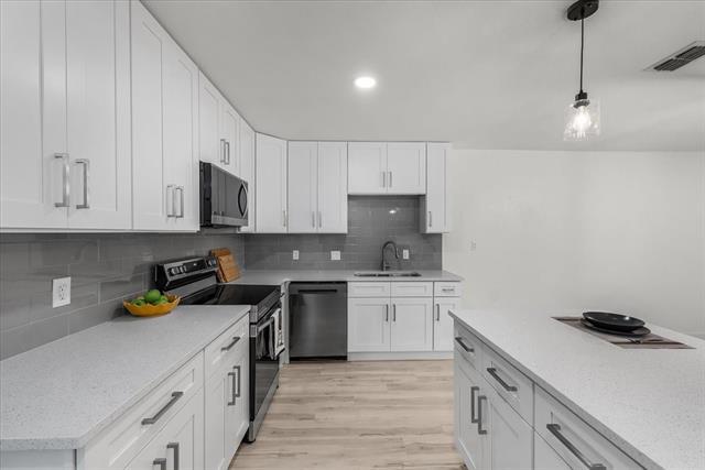 Building Photo - 8835 Township Ct