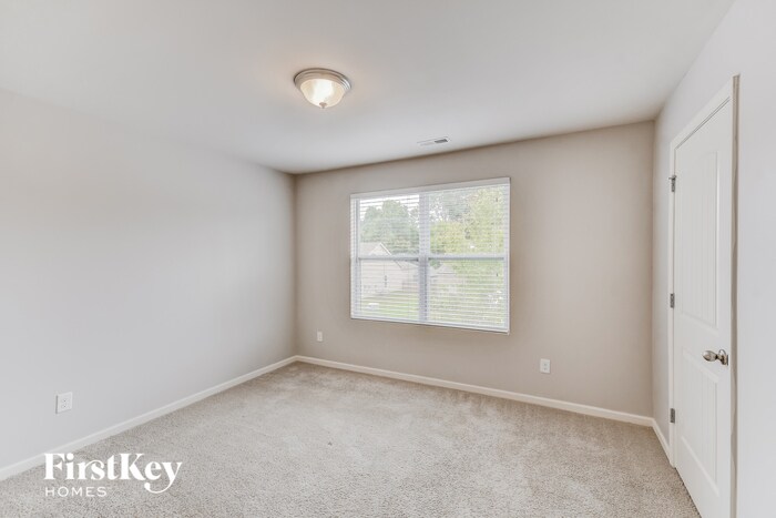 Building Photo - 13016 Olmsted Cir