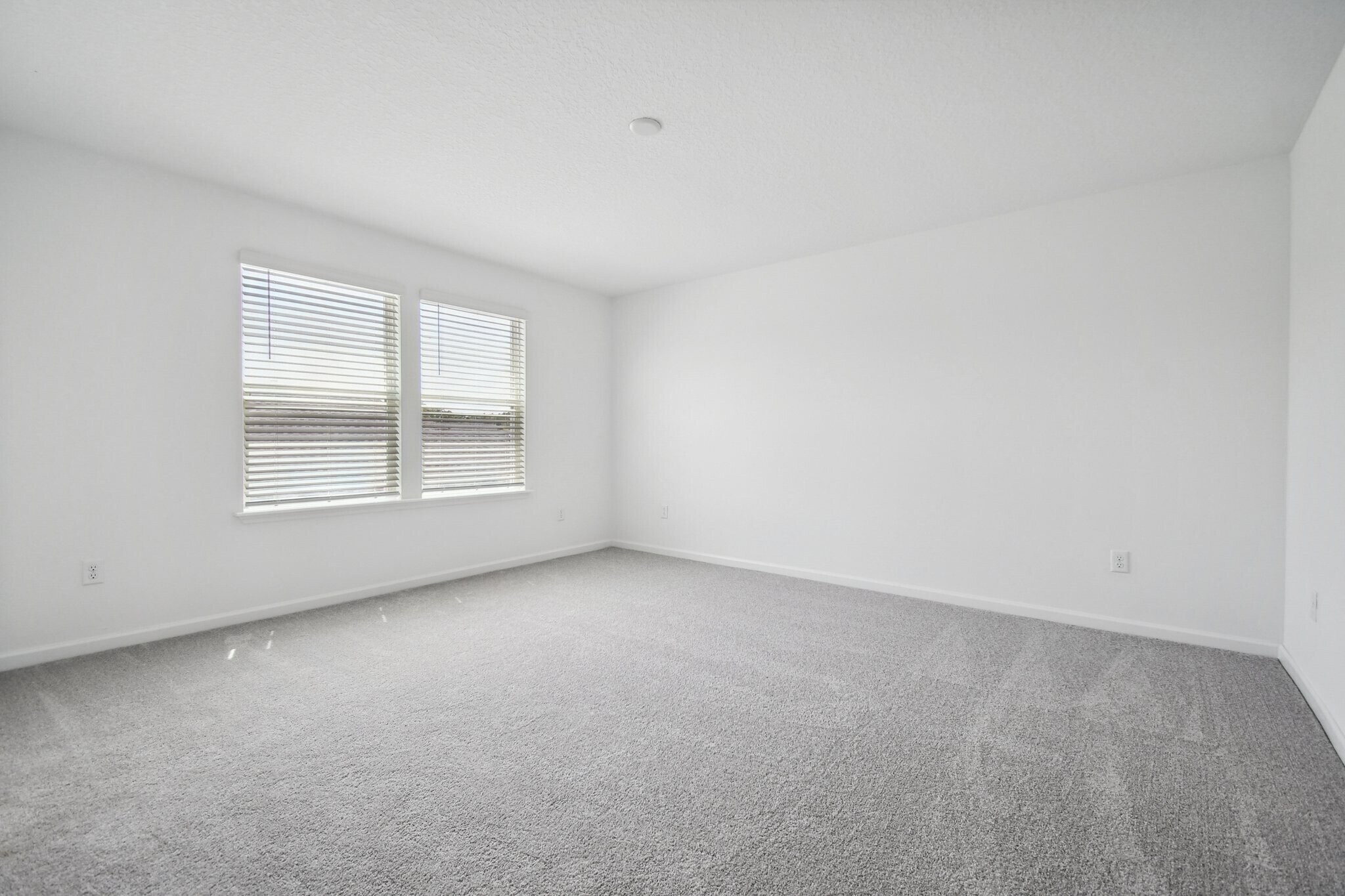 Building Photo - 2608 Lavender Loop