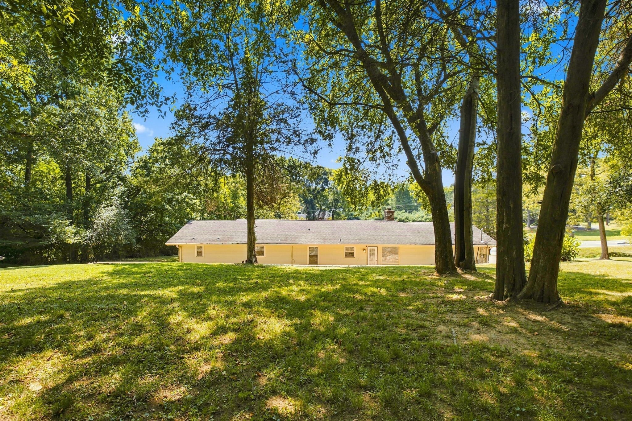 Building Photo - 5159 Saundersville Rd