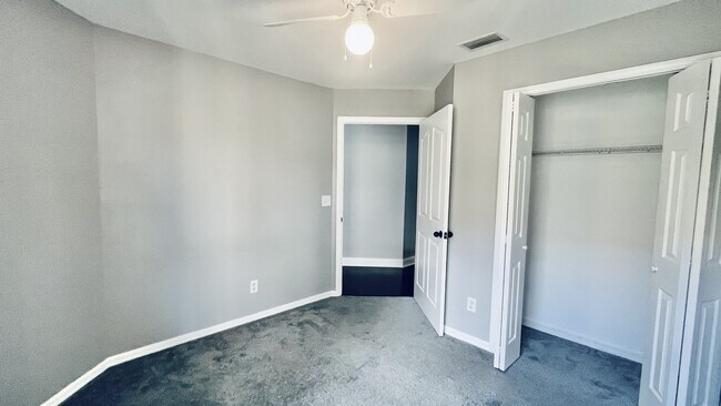 Building Photo - 9375 Aegean Cir