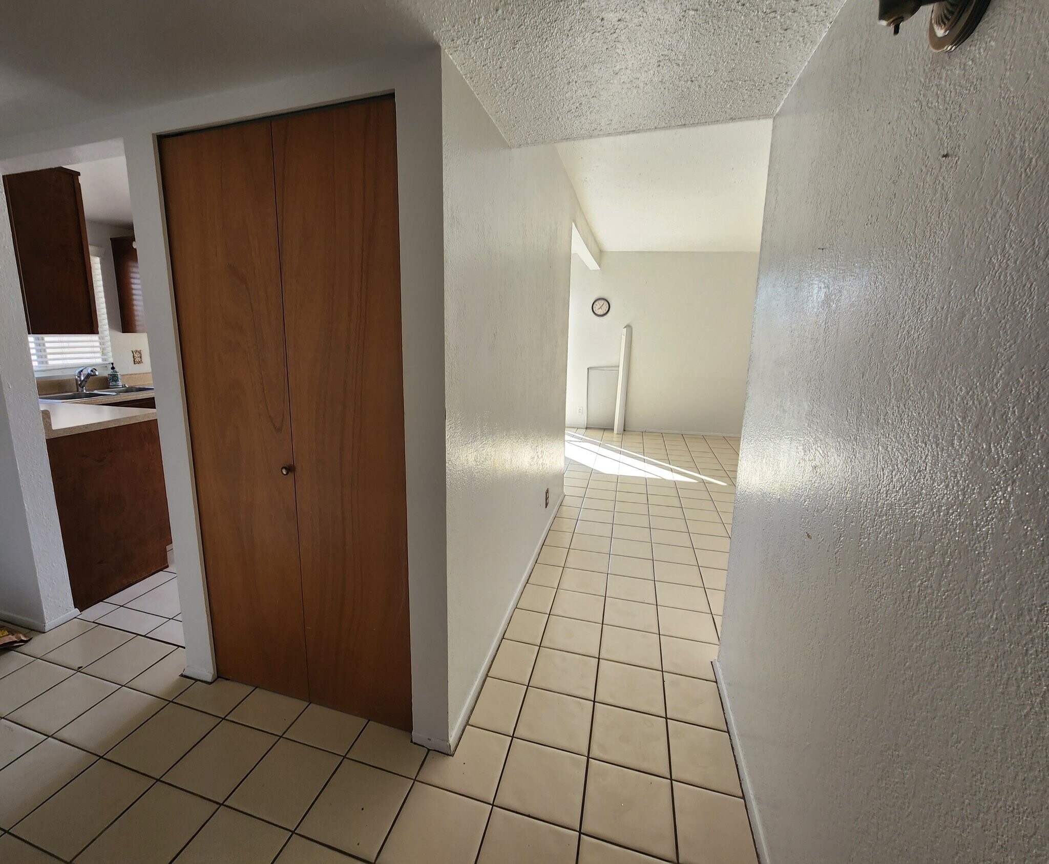 Building Photo - 1618 S Turquoise Vista