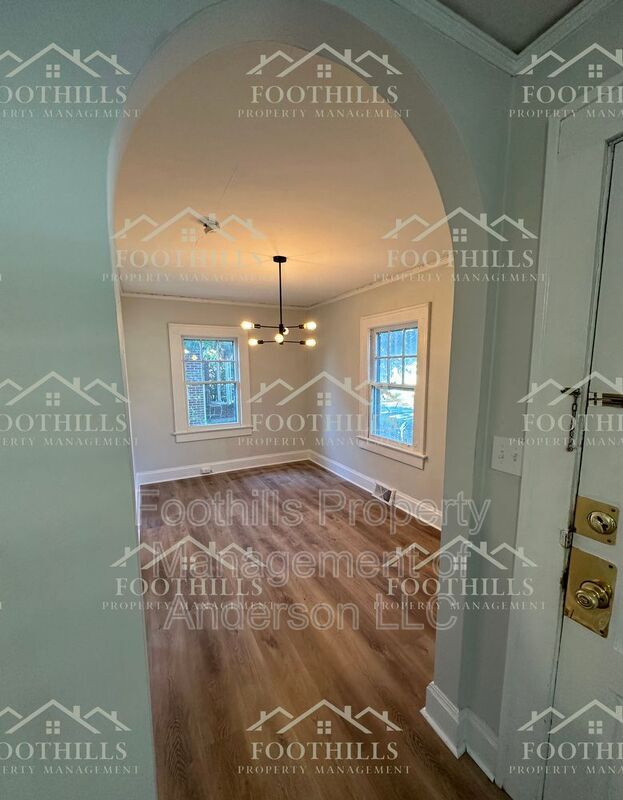 Building Photo - 611 Bonham Ct