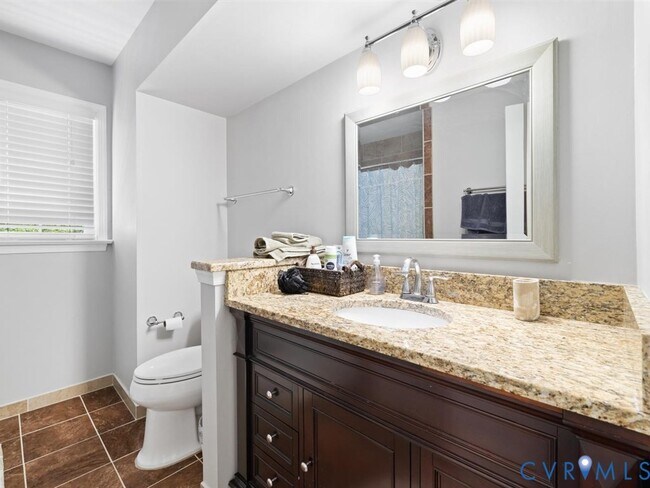 Building Photo - 9611 Woodstream Dr
