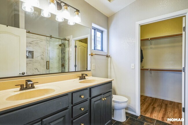 Building Photo - 8392 S Egyptian Dr