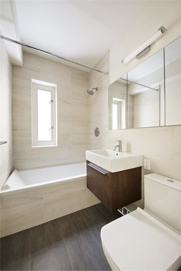 Building Photo - 35 East 35th Street