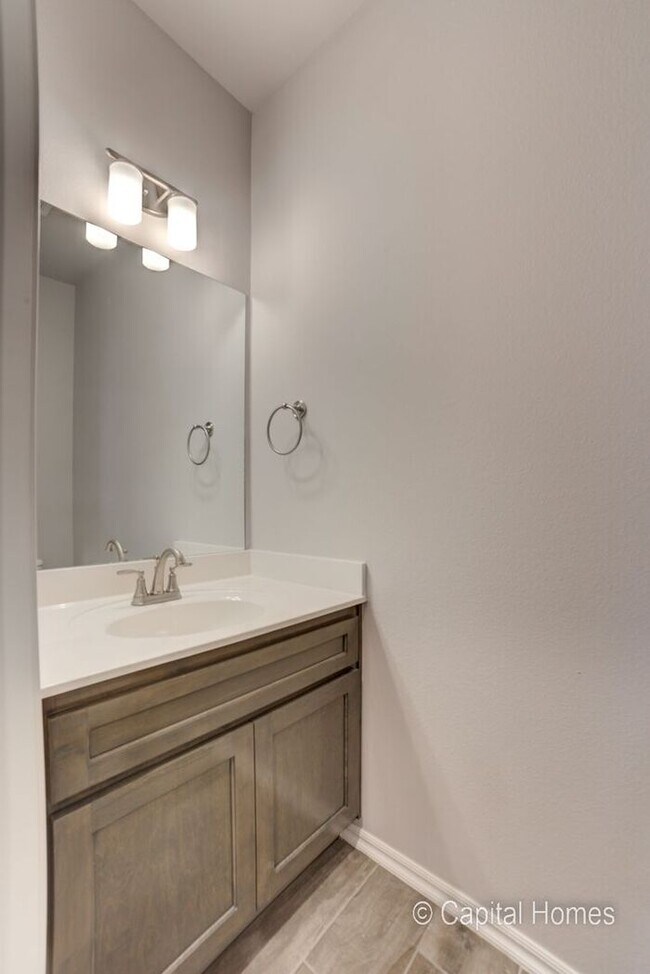 Building Photo - Move In Special! Relax In The Comfort of a...