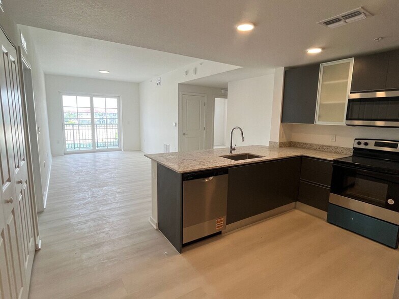 Building Photo - 5579 Millenia Park Blvd