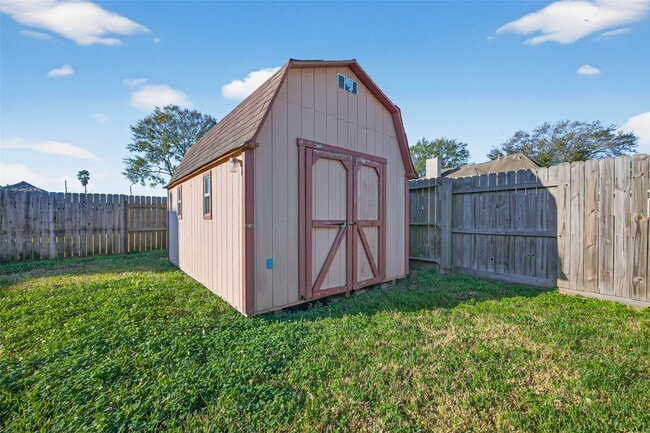 Building Photo - 3522 Brookwood Dr