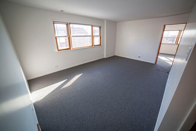 Building Photo - 2336 122nd St