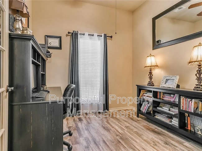 Building Photo - 2409 Austrian Pine Dr