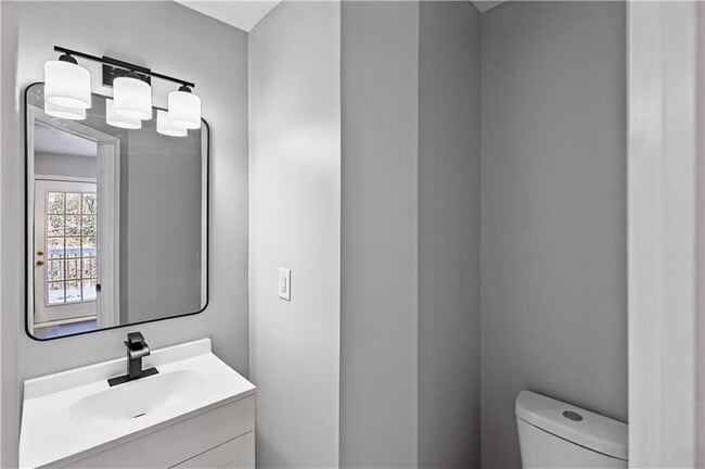 Building Photo - 7005 Magnolia Park Ln NW