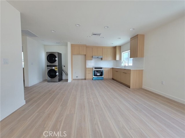 Building Photo - 1567 W 228th St
