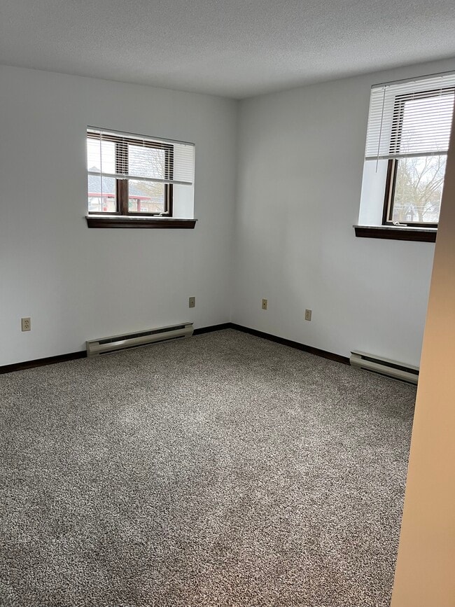 Building Photo - 317 Fairmount Ave